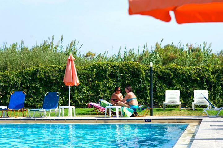 Alfa Hotel Apartments Gerani  Extérieur photo
