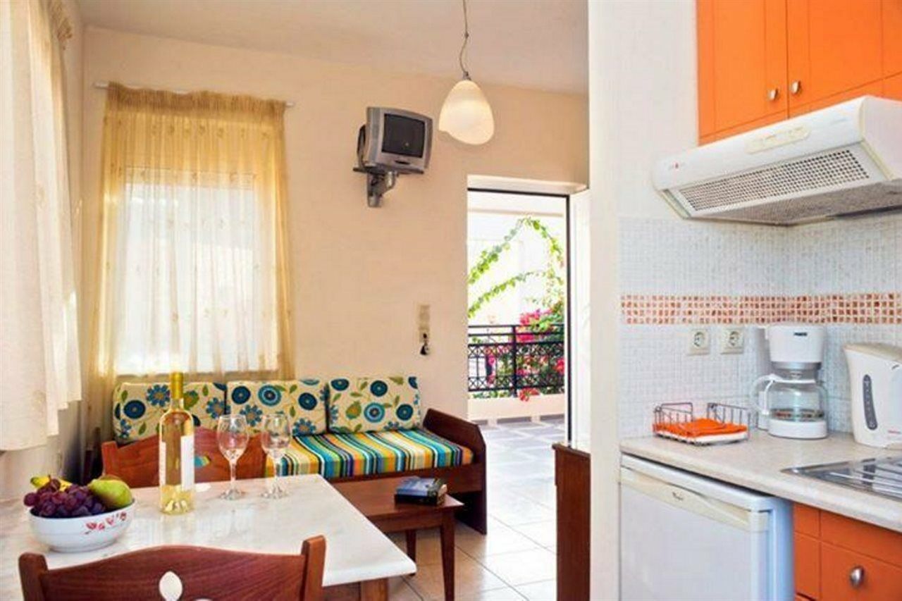 Alfa Hotel Apartments Gerani  Extérieur photo