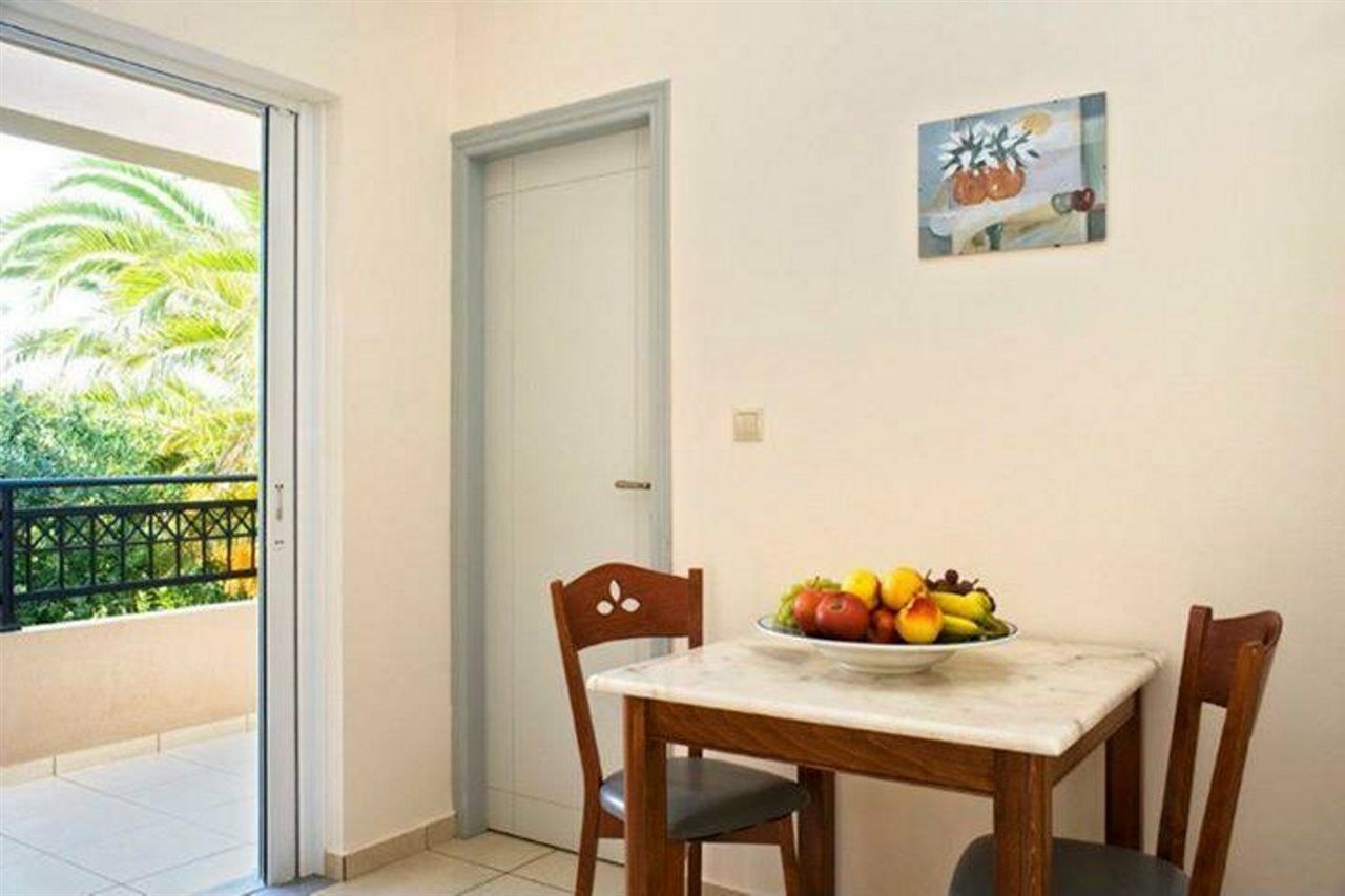 Alfa Hotel Apartments Gerani  Extérieur photo